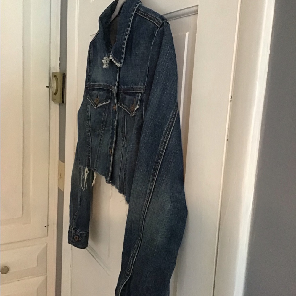 GAP Crop Jean Jacket Distressed 100% Cotton - Picture 5 of 5